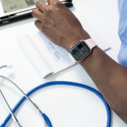 Frappe compte rendu médical | Assistance Virtuelle Secrétaire médicale spécialisée frappe compte rendu médical à distance — Assistance Virtuelle