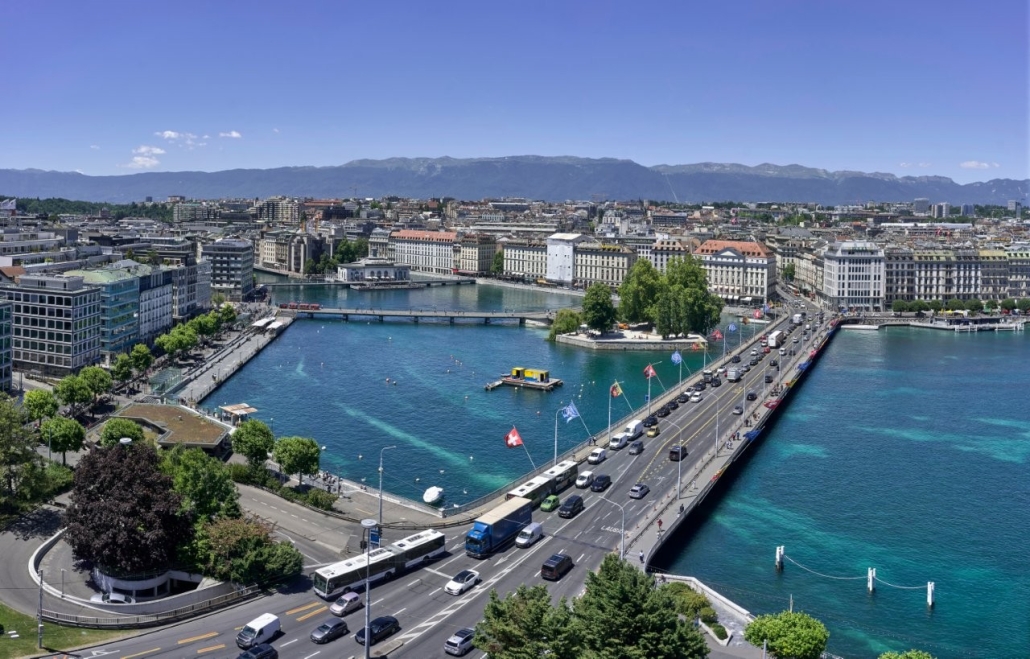 Secrétariat à distance en Suisse — secrétaire virtuelle pour professionnels suisses romands