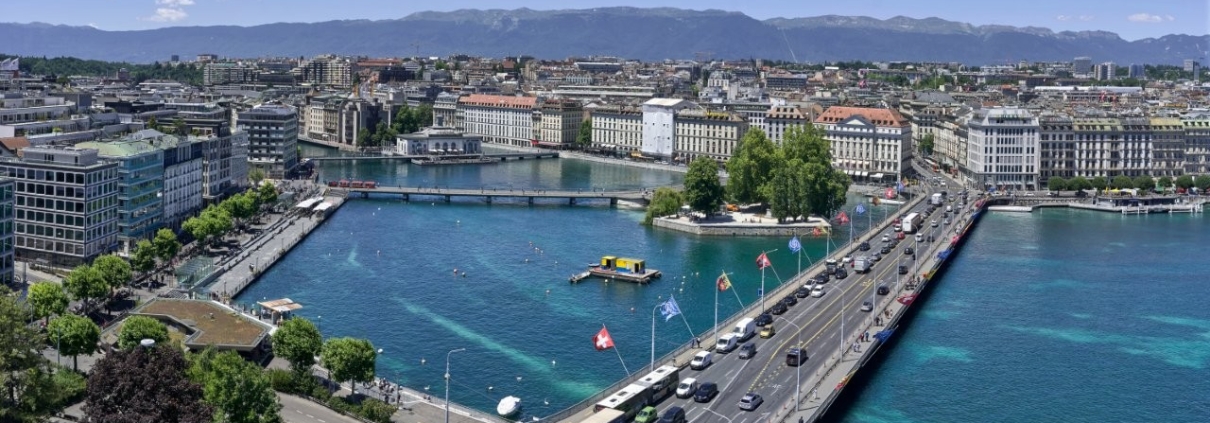 Vue aérienne de Genève, Suisse, marché cible du service de secrétariat à distance Assistance Virtuelle pour professionnels suisses