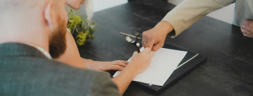 Frappe sous dictée juridique pour actes, conclusions et assignations, secrétariat à distance
