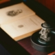 Bureau d'huissier de justice avec documents juridiques — secrétariat externalisé à distance par Assistance Virtuelle